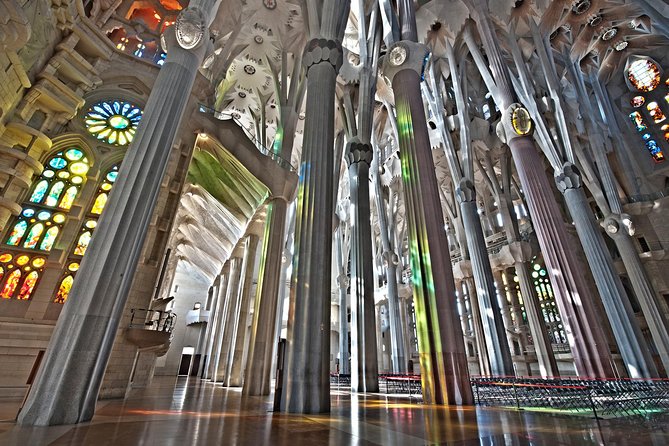 Park Guell & Sagrada Familia Private Tour With Hotel Pick-Up - Marveling at Sagrada Familia