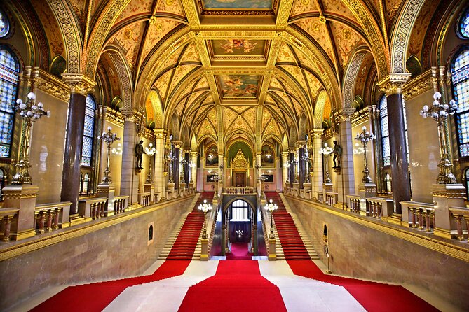 Parliament Tour in Budapest With Audio Guide - Tour Operator Performance