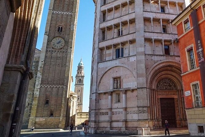 Parma Classic Walking Tour - Architectural Highlights