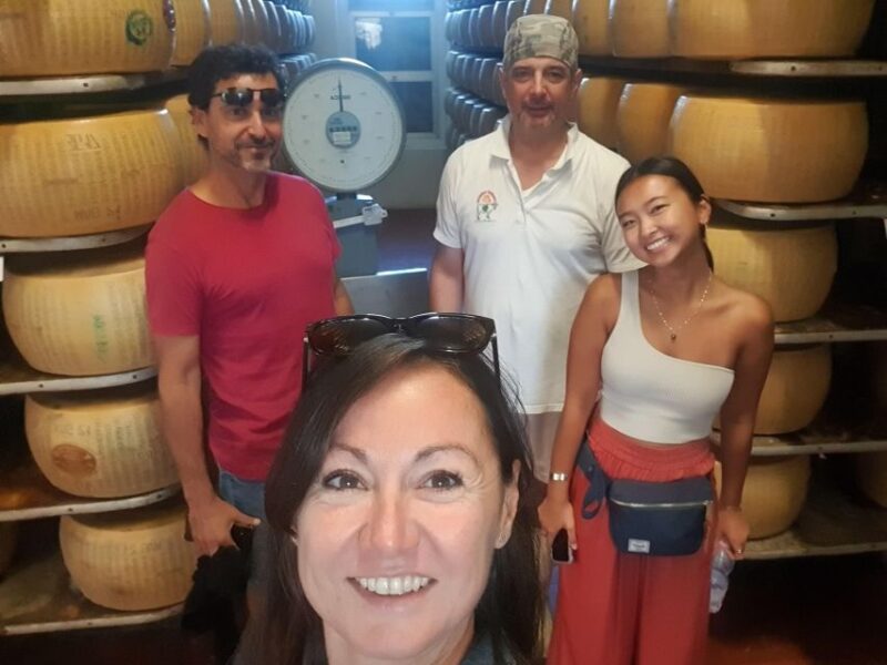 PARMIGIANO DOP DAIRY FARM VISIT AND TASTING NEAR BOLOGNA - Tasting and Pairing