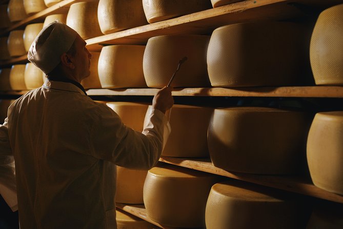 Parmigiano-Reggiano Cheese Factory Small Group Tour From Parma - Production Process Insights
