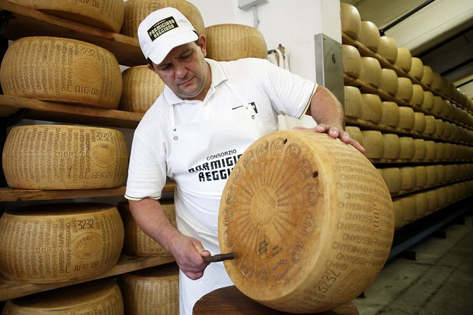 Parmigiano Reggiano Cheese Tasting Tour - Group Size