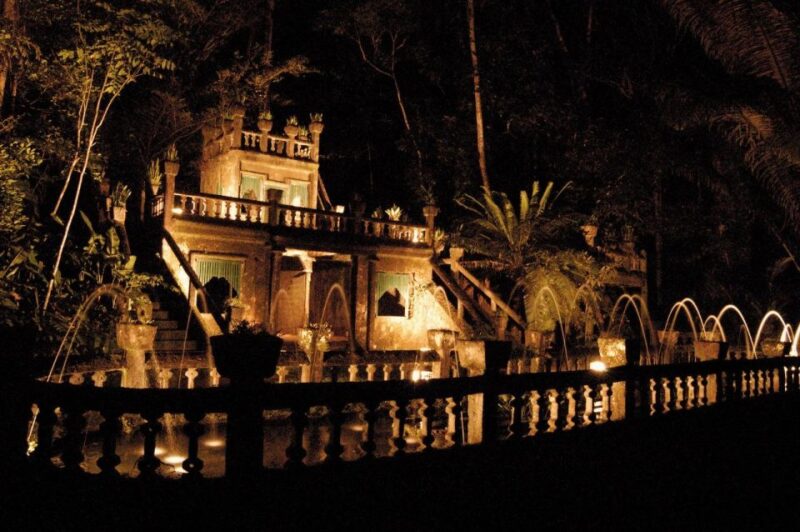 Paronella Park Full Day Tour - Transportation and Included Meals