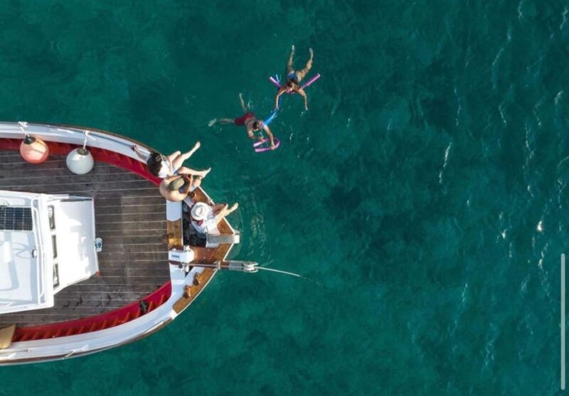 Paros: Highlights Tour With Fishing & Tasting in Naoussa - Sunset Cruise