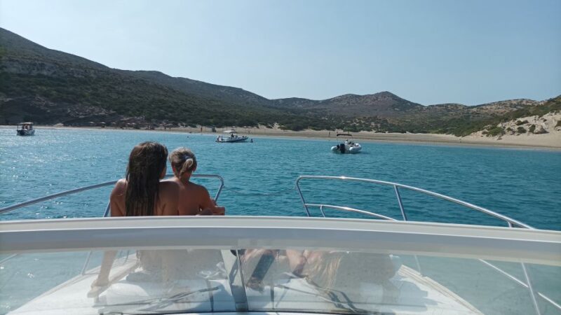 Paros: Private Luxury Boat Day Trip With Snacks and Drinks - Itinerary