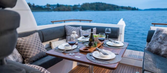 Paros: Private Luxury Boat Day Trip With Snacks and Drinks - Seasickness Warning