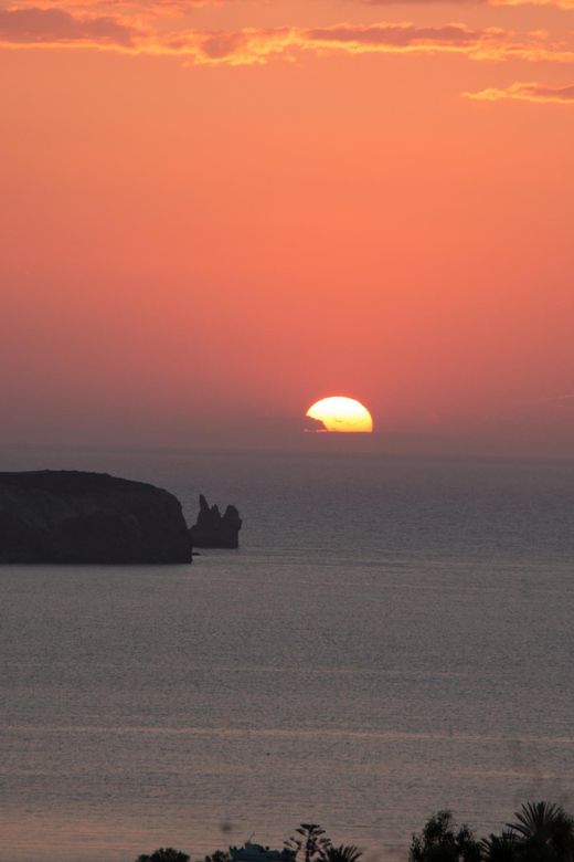 Paros: Sunset Boat Trip With Soft Drinks and Local Wine - Key Points