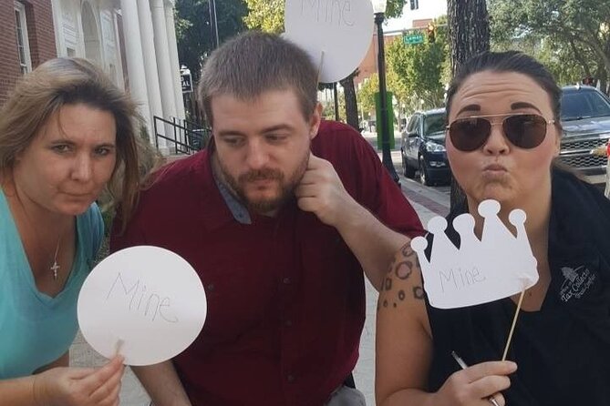 Participate in a Fun Scavenger Hunt in Fort Lauderdale by Wacky Walks - Schedule and Availability