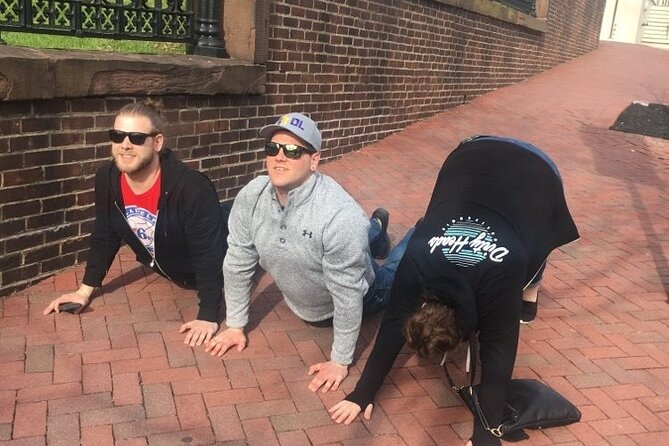 Participate in a Fun Scavenger Hunt in Knoxville by 3Quest Challenge - Ratings and Confirmation