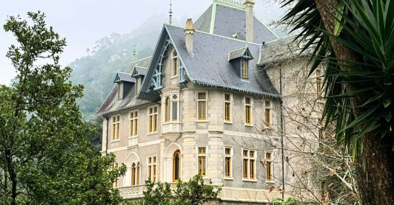 Particular Tour Sintra and Cascais - Exclusions