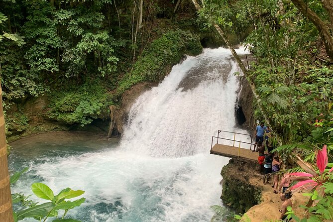 Party Boat and Blue Hole Combo From Ochi Rios - Booking Your Stay