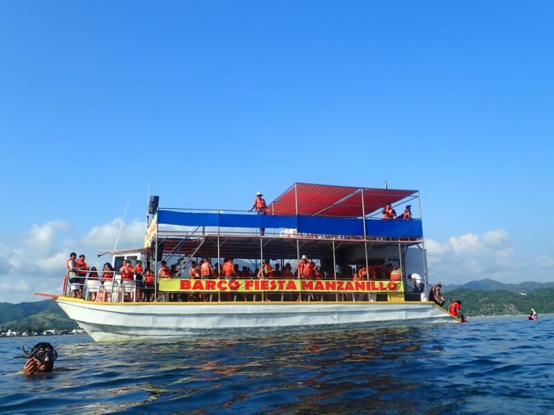Party Boat: Bay Tour and Snorkeling - Meeting Point and Requirements