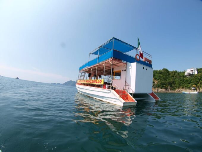 Party Boat: Bay Tour and Snorkeling - Marine Fauna and Landscapes