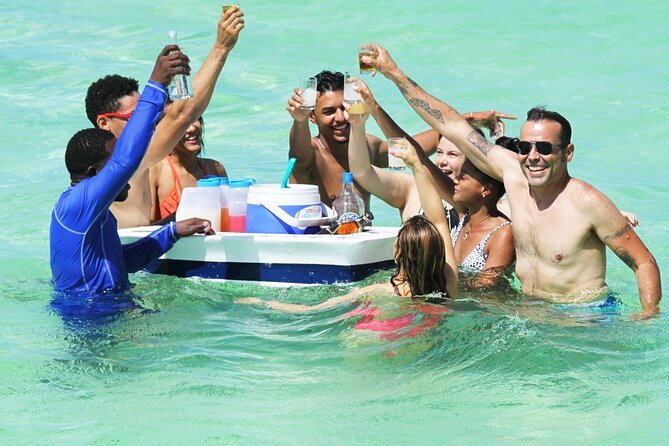 Party Boat / Catamaran Party in Punta Cana / Free Drinks - Inclusions and Amenities