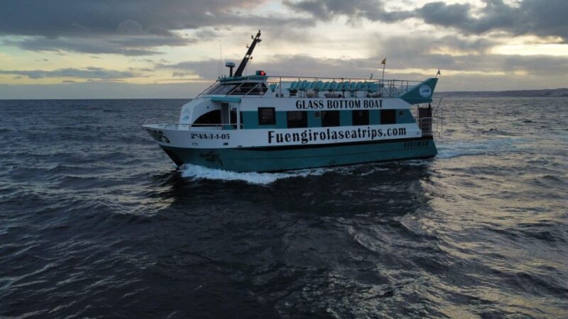 PARTY BOAT IN FUENGIROLA - Key Points