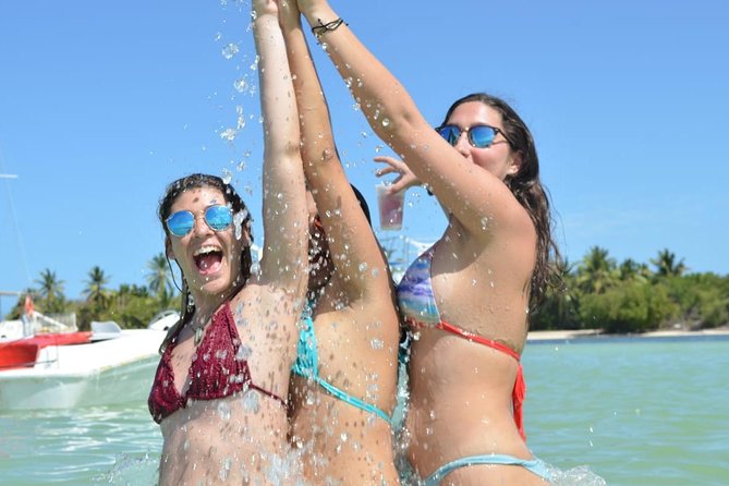 Party in Catamaran in Punta Cana Open Bar - Luxury Catamaran Cruise