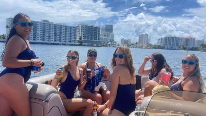Party Pontoon Boat W/ Captain, Private up to 12PPL - Booking and Reservation Details