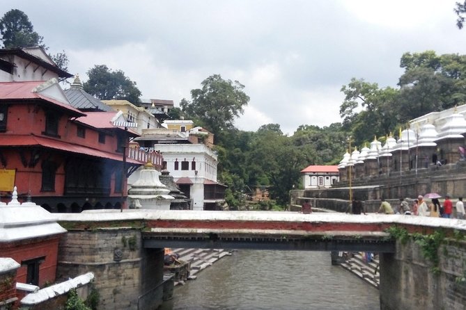 Pashupatinath Temple and Bodhnath Stupa Tour From Kathmandu - Tour Logistics and Accessibility