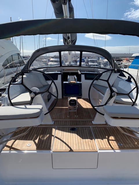 Pasito Blanco : 3H Private Sailing Tour With Food & Drinks - Meeting Point and Restrictions
