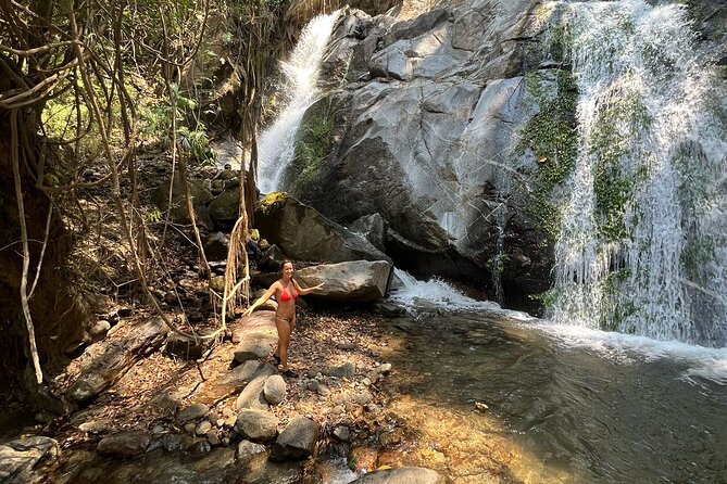Paso Del Mango Chocolate & Waterfalls Tour - Cascading Waterfalls of Wonder