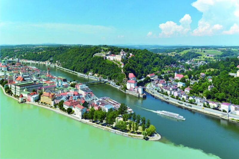 Passau: Highlights Tour of the Floating City on the Danube and Inn - Key Points