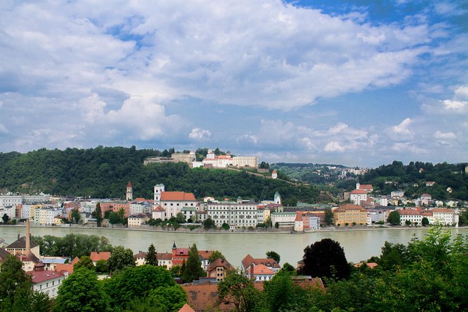 Passau - Inn River Stroll With Picturesque City Views - Admiring the Stunning Cathedral Views
