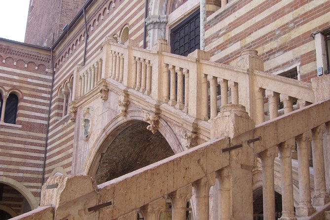 Passionate Verona: Living Romeo and Juliets Story - Landmarks of the Couples Story