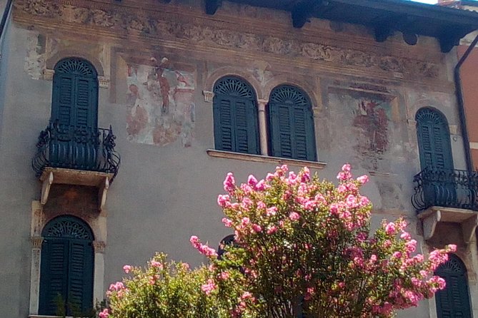 Passionate Verona: Living Romeo and Juliets Story - Accessibility and Transportation Options