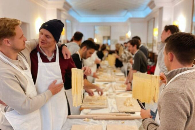 Pasta Cooking Class With Pesto Sauce Making in Rome Center - Reservation and Cancellation Policy