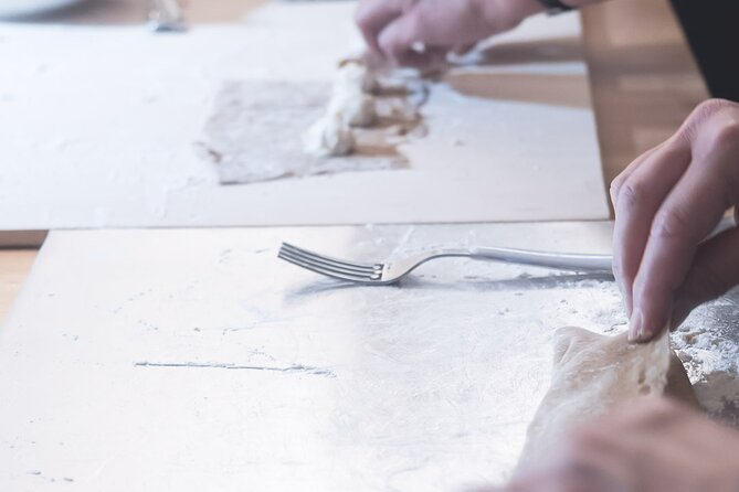 Pasta Fresca Hands-On Cooking Class With a Local in Como - Meeting and Pickup Details