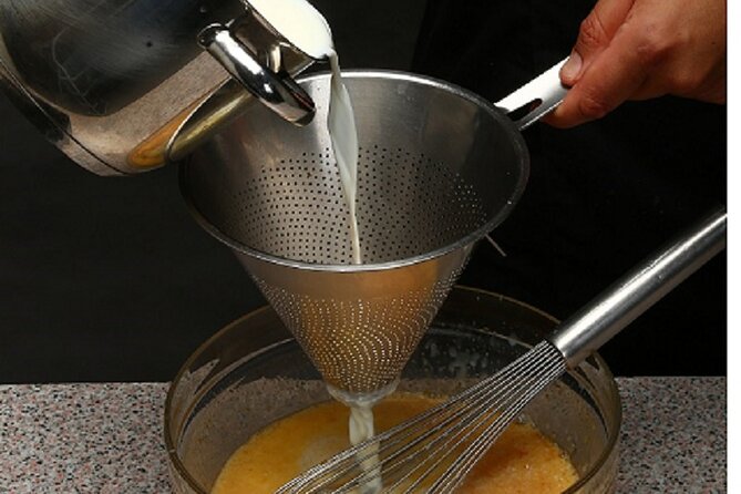 Pastéis De Nata Baking Class From Lisbon - Class Duration and Size