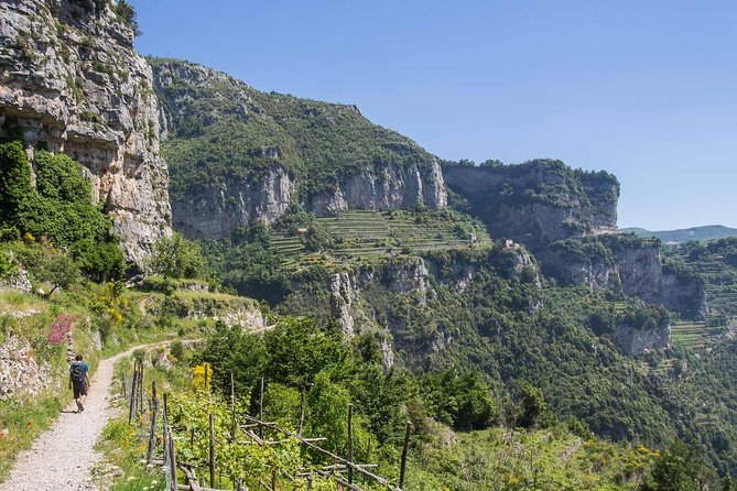 Path of the Gods With Enzo - Along the Amalfi Coast - Navigating the Trail