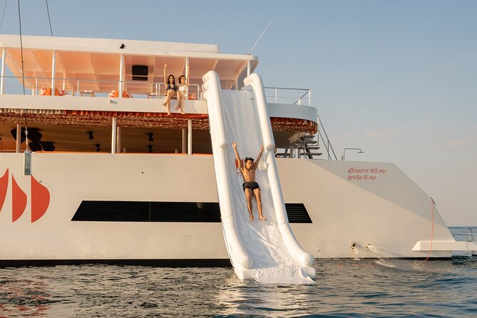 Pattaya: 3 Island-Hopping Full-Day Party Catamaran Cruise - Pickup and Meeting Options