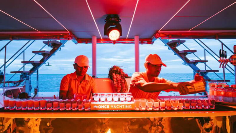 Pattaya: 3 Islands Yacht Sunset Party with Live DJ & Buffet - Sunset and Evening Festivities