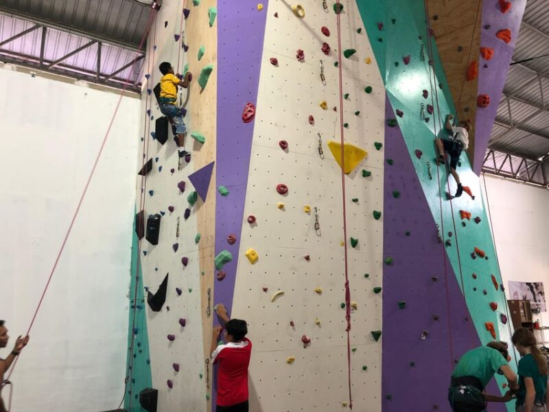 Pattaya: Bean Cow Climbing Gym Day Pass - Additional Services