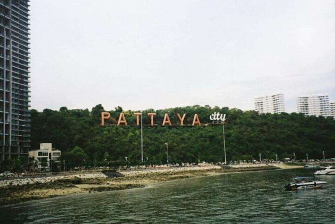 Pattaya: Buddha, Floating Market, Gems Museum Tour & Lunch - Discovering the Big Buddha Statue
