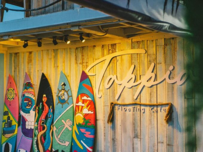 Pattaya City: Tappia Floating Cafe Pattaya Transfer & Drink - Operating Hours and Last Admission