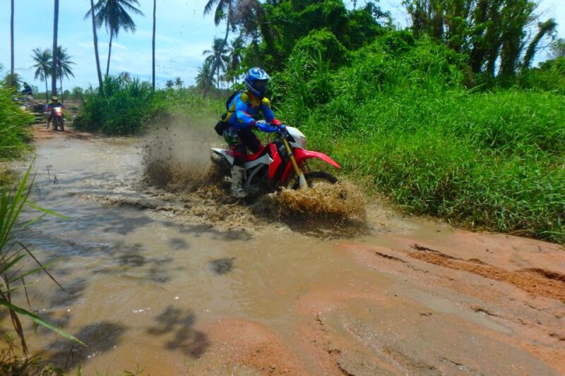 Pattaya: Half-Day Guided Enduro Tour With Meal - Included Amenities