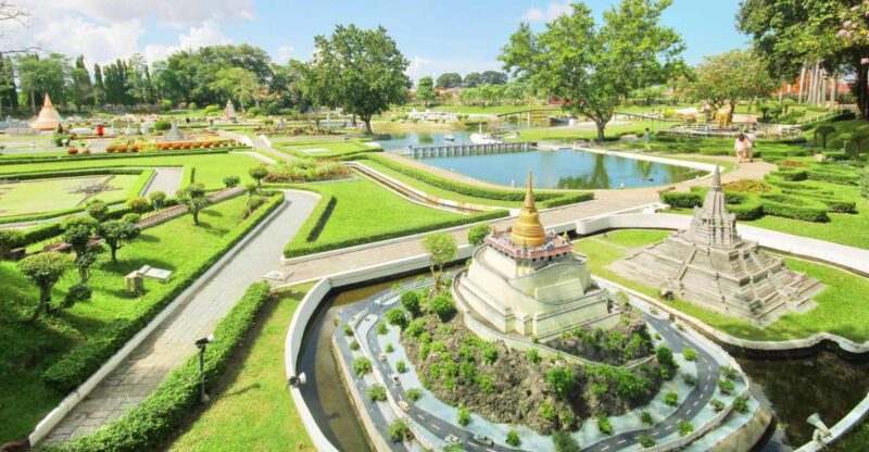 Pattaya: Mini Siam and Mini Europe Entry Ticket - Explore Mini Siam and Mini Europe