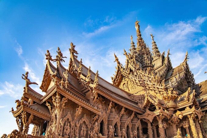 Pattaya Pass Save 50% - Includes Colosseum Show Pattaya - What to Bring
