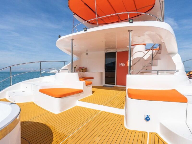Pattaya: Private Luxury Catamaran Island Discoveries - Half-Day Routes