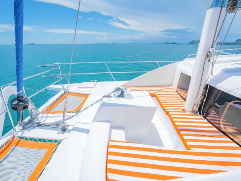 Pattaya: Private Sailing Catamaran Island Discoveries - Key Points