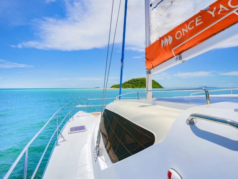 Pattaya: Private Sailing Catamaran Island Discoveries - Included Amenities and Activities
