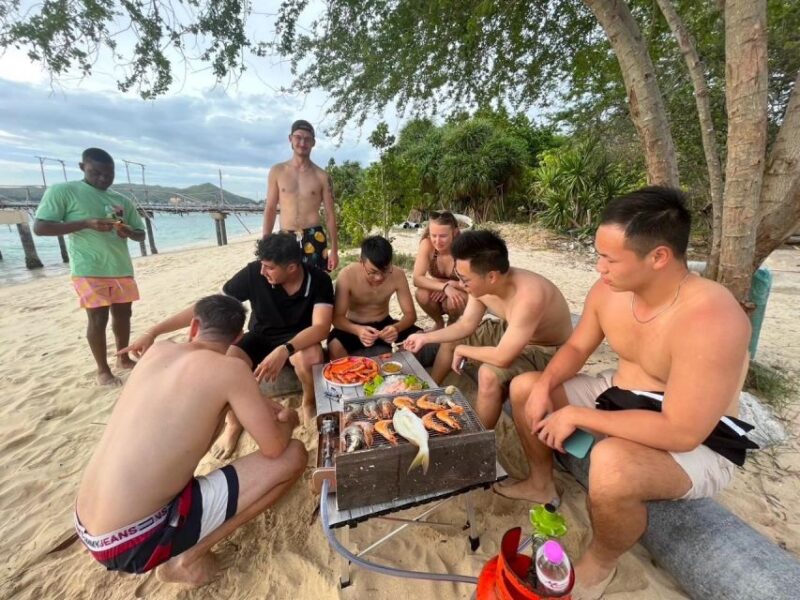 Pattaya: Private Speedboat Samaesan With Fishing & Snorkel - Snorkeling Excursion