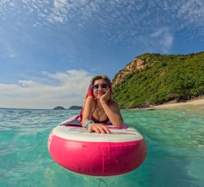 Pattaya: Private Speedboat Samaesan With Fishing & Snorkel - Included Amenities