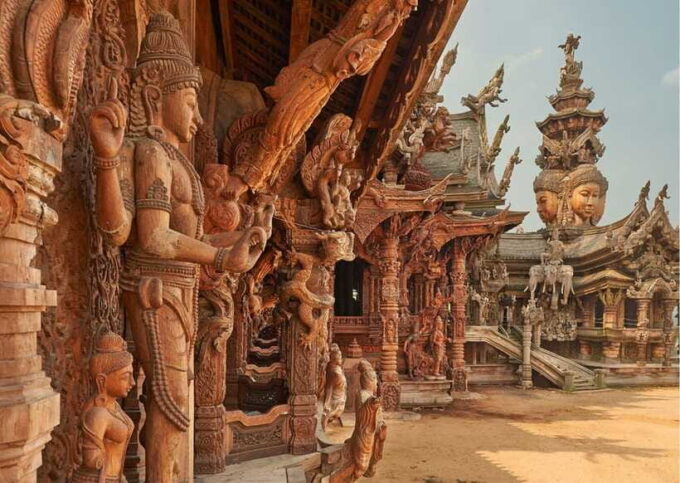 Pattaya: Sanctuary of Truth Admission With Guided Tour - Taking in Thai Cultural Traditions