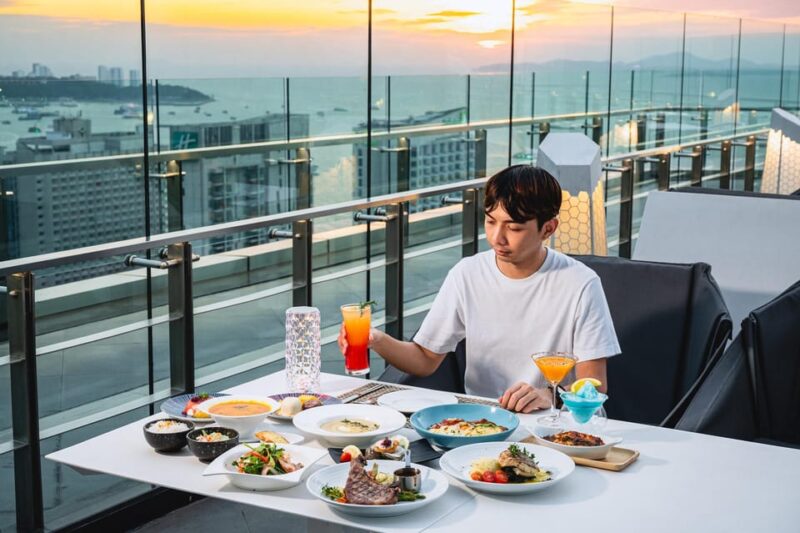 Pattaya: The Sky 32 at Grande CentrePoint Hotel - Iconic and Popular Dishes Explored