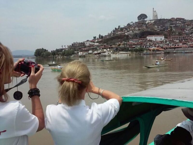 Pátzcuaro - Janitzio Tour to Watch the Butterfly Nets - Key Points