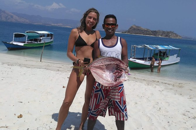 Pauls Flores Tour Labuan Bajo to Ende Flores Land Tour Inland by Car 6 Days - Cunca Wulang Waterfall