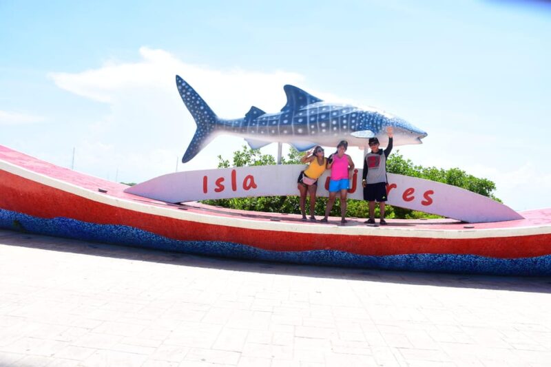 Pdc: Isla Mujeres Catamaran Tour With Snorkeling - Important Notes